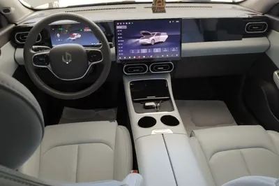 Leapmotor C01