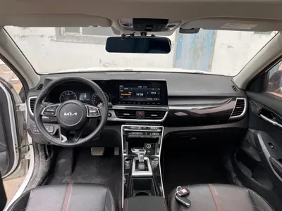 Kia KX3