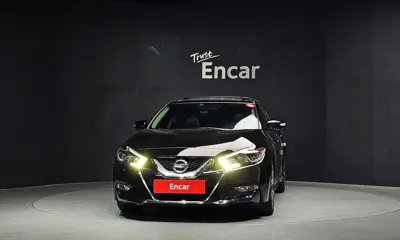 Nissan Maxima