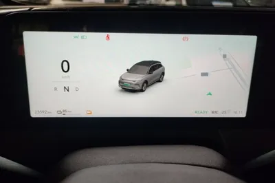 Leapmotor C11