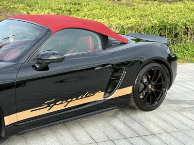 Porsche 718