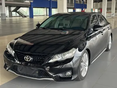 Toyota Reiz
