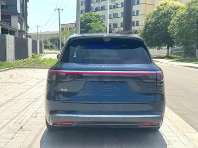 AITO 问界 AITO M8