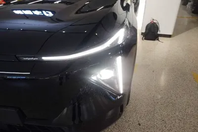 Geely Galaxy L7