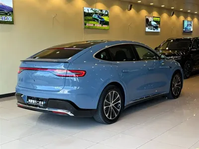智界 Zhijie R7