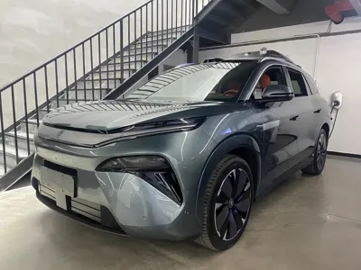 BYD 唐L