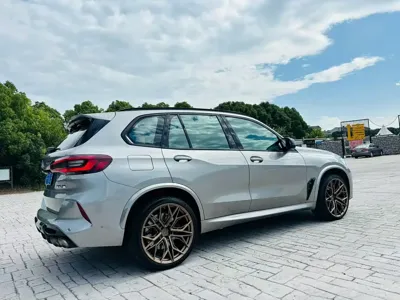 BMW X5 M