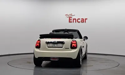 MINI Cooper Convertible