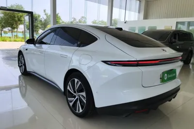 Nio ET5T