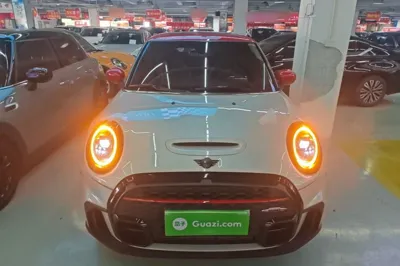 MINI JCW