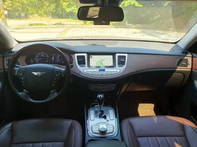 Hyundai Genesis