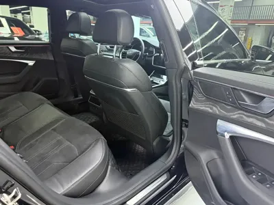 Audi A7L