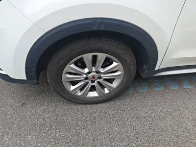 Roewe RX5