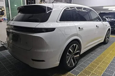 Li Auto L7