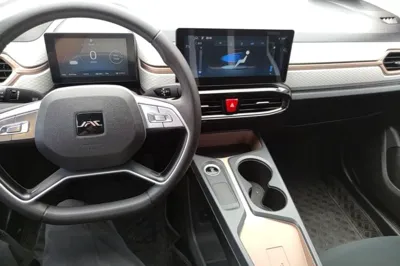 JAC Yiwei E10X