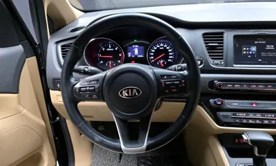 Kia Canival