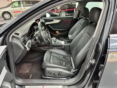 Audi A4 (Import)