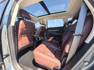 Geely Haoyue