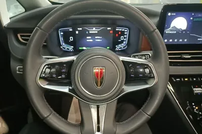Hongqi HQ9 PHEV