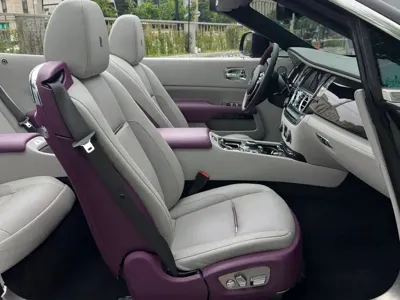 Rolls-Royce Dawn