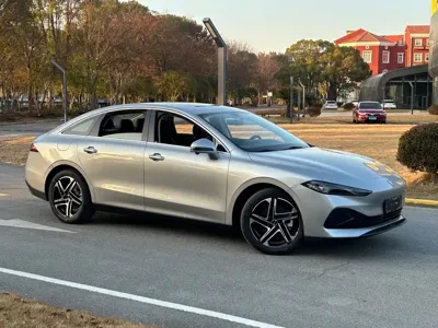 Roewe D7