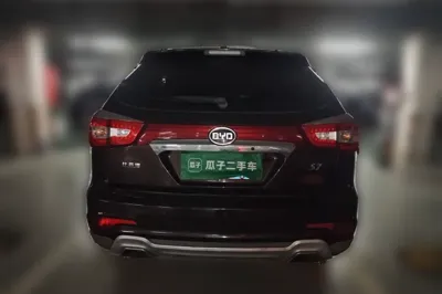 BYD S7