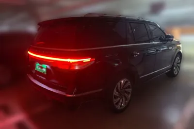 Lincoln Navigator