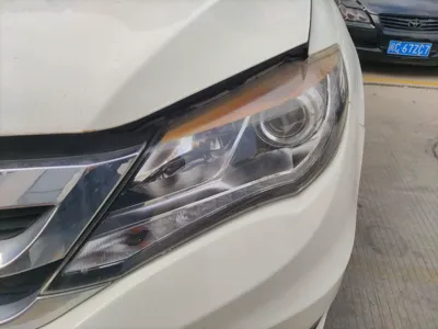 BYD S7