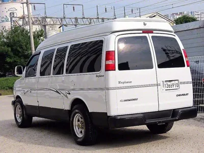 Chevrolet Express Van