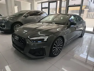 Audi A5 (Import)