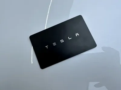 Tesla Model Y L