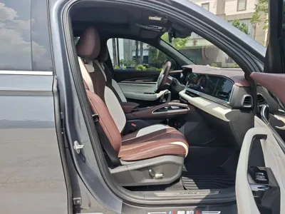 Geely Xingyue L