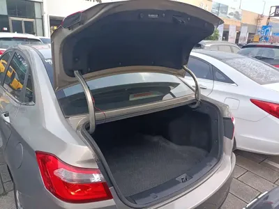 Changan V7