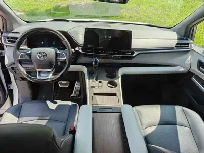 Toyota Granvia