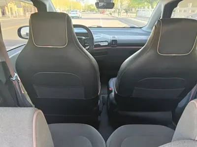 Baojun E300