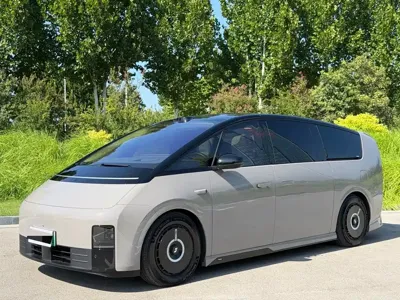 Li Auto Li MEGA