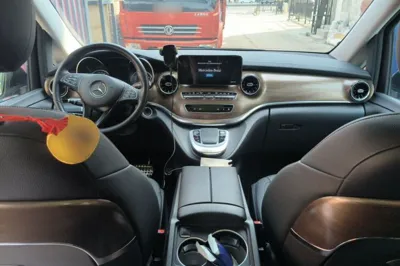 Mercedes-Benz V-Class