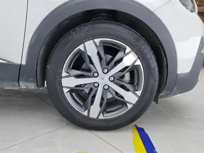 Peugeot 4008