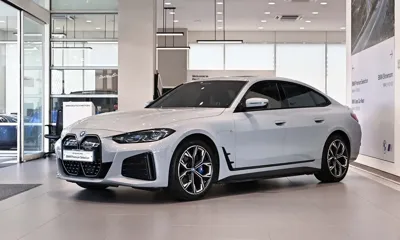BMW i4