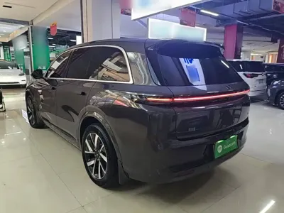 Li Auto Li L8