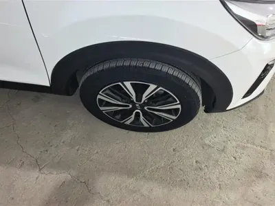Kia KX1