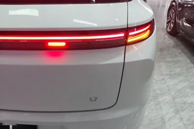 Li Auto L7