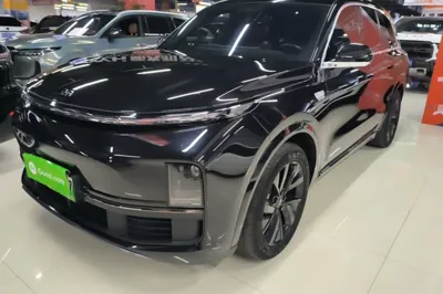 Li Auto L8