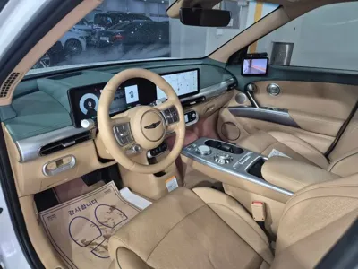 Genesis GV60