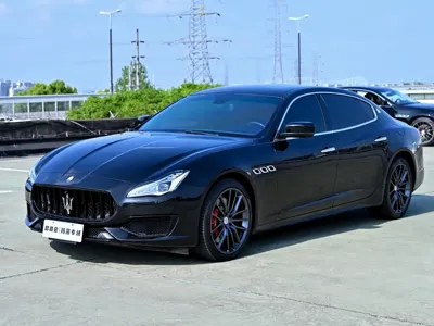 Maserati Quattroporte