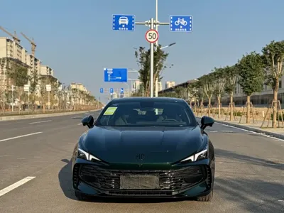 MG MG7