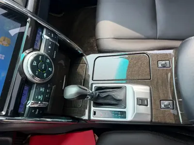 Toyota Reiz