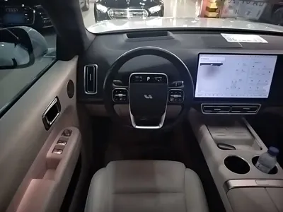 Li Auto Li L7