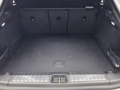 Porsche Macan EV