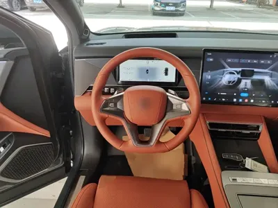 BYD 唐L